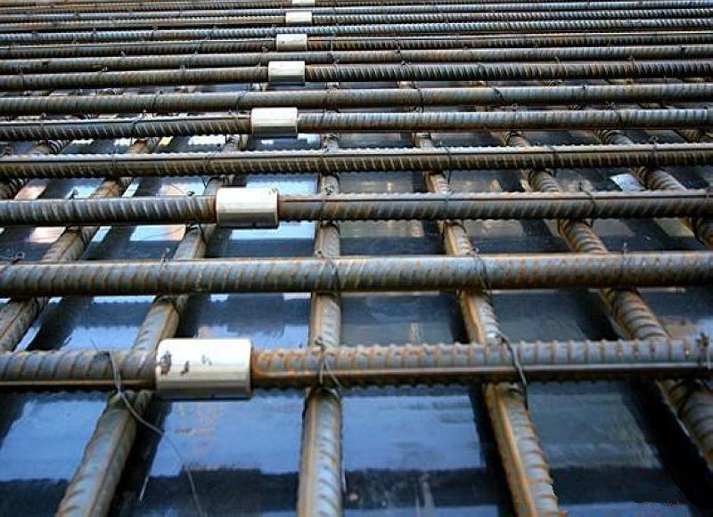 河池为什么建楼房时，要在钢筋上加一排小圆环？原来作用这么大